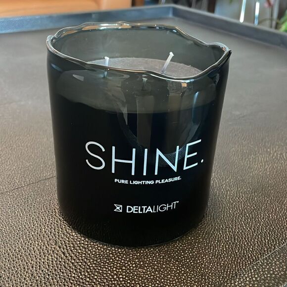 Dekocandle SHiNE Pure Lighting Pleasure Candle Black with 3 wicks - Picture 3 of 5